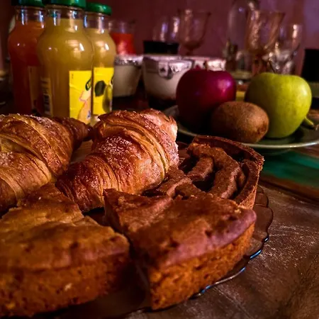 Le Civette Alojamento de Acomodação e Pequeno-almoço San Damiano al Colle